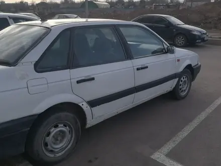 Volkswagen Passat 1993 года за 700 000 тг. в Астана – фото 2