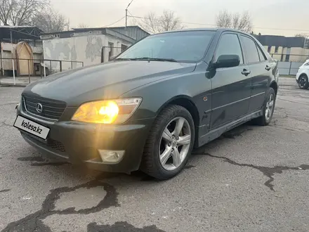 Lexus IS 200 2000 года за 2 500 000 тг. в Алматы