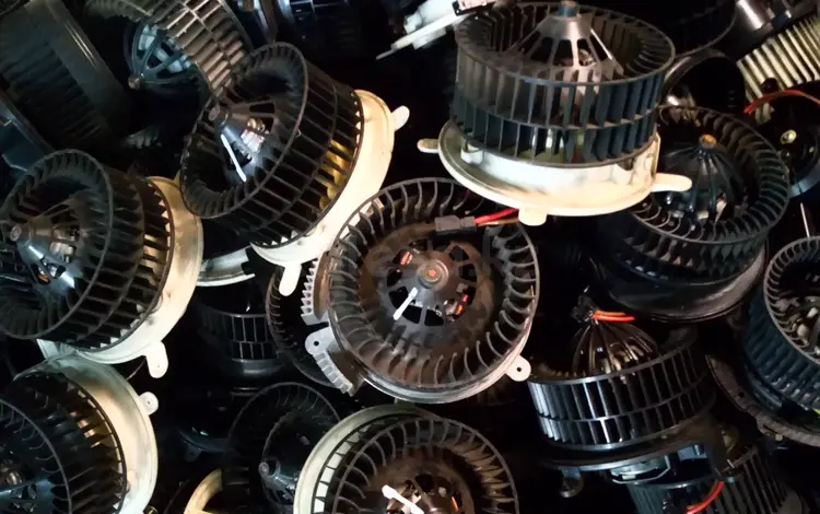 Моторчик печки за 10 000 тг. в Караганда