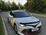 Toyota Camry 2018 годаүшін15 800 000 тг. в Алматы