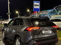 Toyota RAV4 2020 года за 13 000 000 тг. в Актобе – фото 2