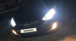 Hyundai Solaris 2011 годаfor3 700 000 тг. в Караганда – фото 2