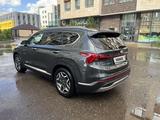 Hyundai Santa Fe 2022 годаfor18 500 000 тг. в Астана – фото 4