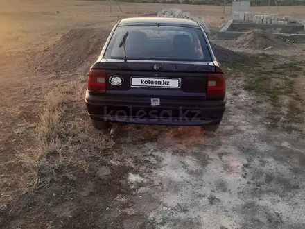 Opel Vectra 1992 года за 350 000 тг. в Актобе – фото 4