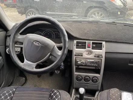 ВАЗ (Lada) Priora 2172 2013 года за 1 300 000 тг. в Семей – фото 3