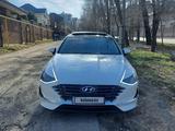 Hyundai Sonata 2022 года за 13 000 000 тг. в Алматы