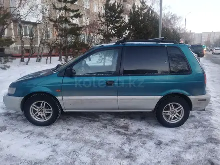 Mitsubishi Space Runner 1996 года за 1 650 000 тг. в Петропавловск – фото 2