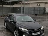 Toyota Camry 2020 года за 13 500 000 тг. в Шымкент