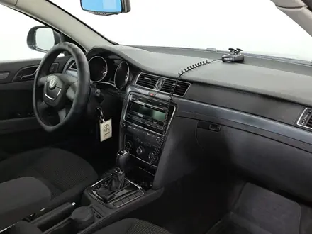 Skoda Superb 2012 года за 6 890 000 тг. в Астана – фото 14