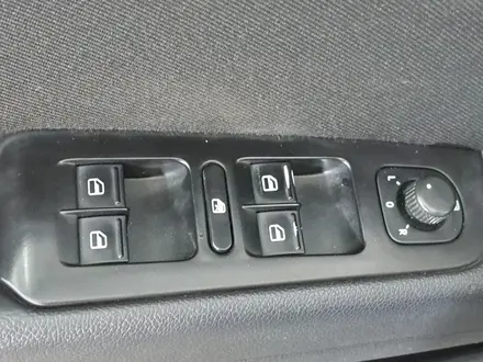 Skoda Superb 2012 года за 6 890 000 тг. в Астана – фото 21