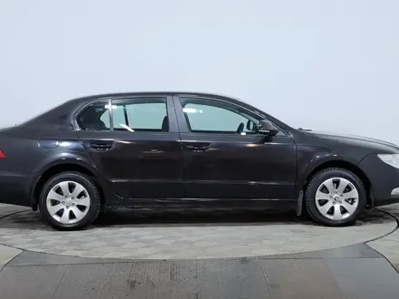 Skoda Superb 2012 года за 6 890 000 тг. в Астана – фото 4