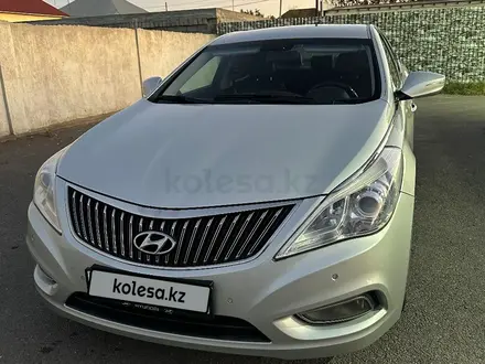 Hyundai Grandeur 2014 года за 8 500 000 тг. в Шымкент – фото 3