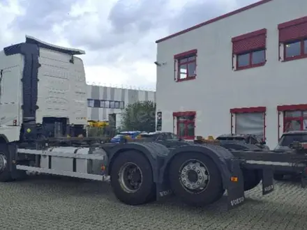 Volvo  FH 2022 года за 28 050 000 тг. в Алматы – фото 3