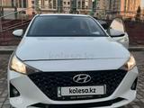 Hyundai Accent 2021 года за 7 300 000 тг. в Шымкент – фото 2