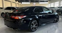 Toyota Camry 2018 года за 11 500 000 тг. в Шымкент – фото 4