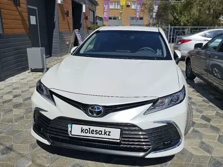 Toyota Camry 2023 года за 18 000 000 тг. в Кульсары – фото 5