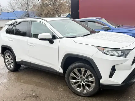 Toyota RAV4 2020 года за 9 000 000 тг. в Уральск