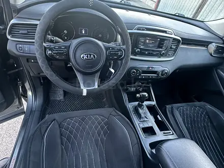 Kia Sorento 2015 года за 10 000 000 тг. в Астана – фото 19