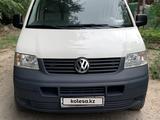 Volkswagen Caravelle 2008 годаүшін9 000 000 тг. в Алматы