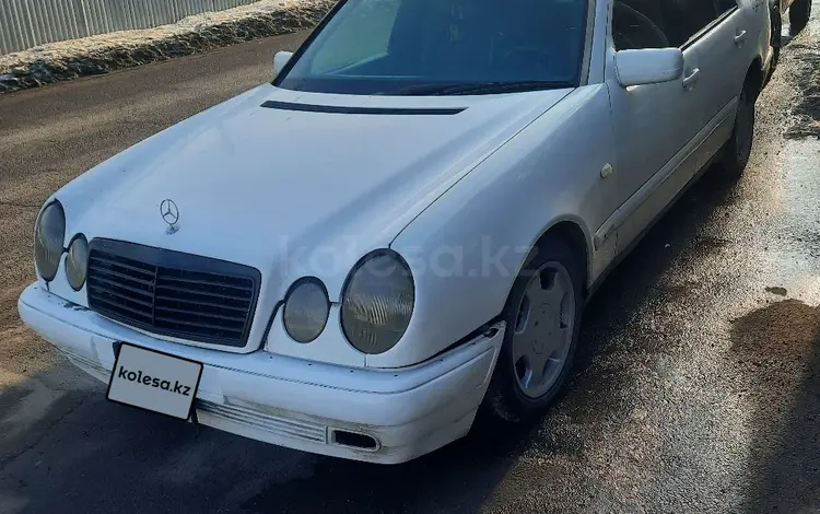 Mercedes-Benz E 230 1997 года за 1 500 000 тг. в Алматы