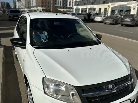 ВАЗ (Lada) Granta 2190 2018 года за 3 682 000 тг. в Астана – фото 2