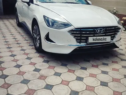 Hyundai Sonata 2021 года за 11 900 000 тг. в Алматы – фото 3