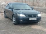 Hyundai Sonata 2005 года за 3 300 000 тг. в Актау – фото 2