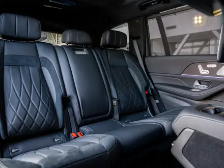 Mercedes-Benz GLS 63 AMG 4MATIC 2025 года за 135 240 000 тг. в Алматы – фото 10