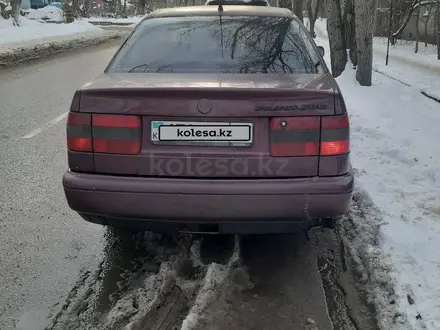 Volkswagen Passat 1995 года за 980 000 тг. в Алматы – фото 32