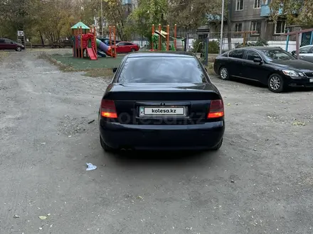 Audi A4 1999 года за 3 600 000 тг. в Караганда – фото 2