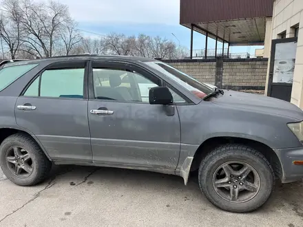 Lexus RX 300 1999 года за 4 100 000 тг. в Алматы – фото 6