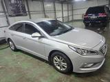 Hyundai Sonata 2015 годаүшін7 500 000 тг. в Алматы – фото 2