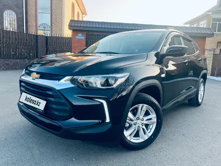 Chevrolet Tracker 2023 года за 7 990 000 тг. в Костанай – фото 2