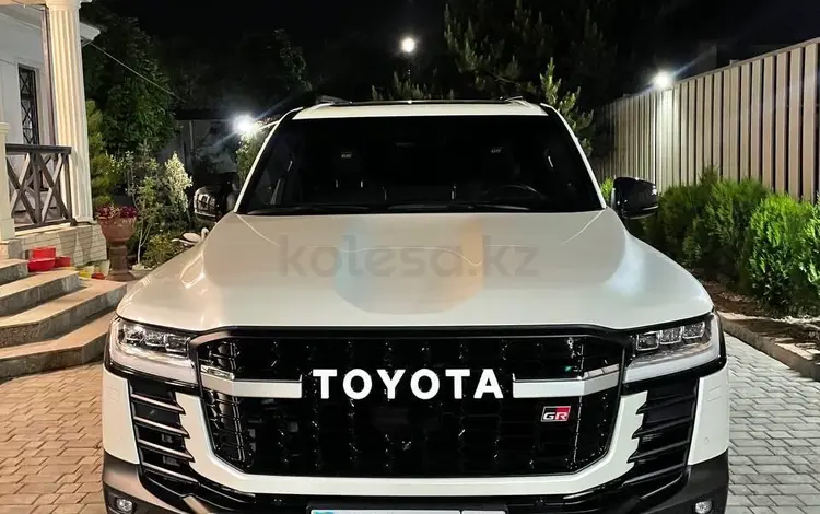 Toyota Land Cruiser 2022 года за 48 500 000 тг. в Алматы