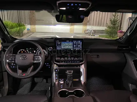 Toyota Land Cruiser 2022 года за 48 500 000 тг. в Алматы – фото 10