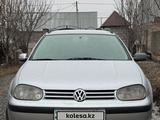 Volkswagen Golf 2002 годаүшін2 000 000 тг. в Шымкент