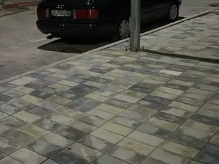 Audi 100