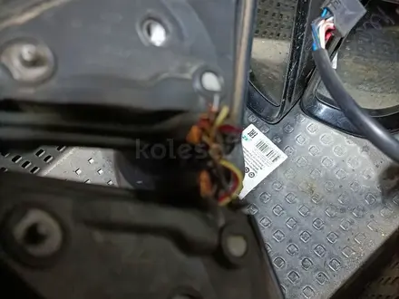 Боковые зеркало заднего вида за 30 000 тг. в Алматы – фото 2