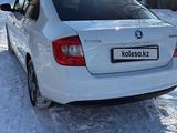 Skoda Rapid 2015 года за 5 500 000 тг. в Уральск – фото 5