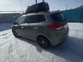 Kia Carens 2013 года за 7 200 000 тг. в Актобе – фото 4