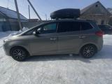 Kia Carens 2013 года за 7 200 000 тг. в Актобе – фото 3