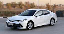 Toyota Camry 2021 годаfor13 800 000 тг. в Актобе