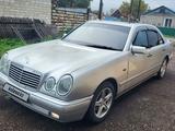 Mercedes-Benz E 200 1996 годаүшін2 000 000 тг. в Щучинск – фото 5