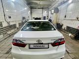 Toyota Camry 2015 годаfor11 000 000 тг. в Алматы – фото 4