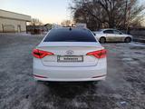 Hyundai Sonata 2015 годаfor7 700 000 тг. в Алматы – фото 2