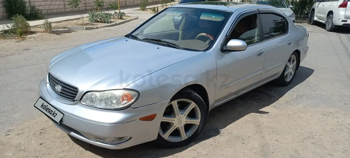Infiniti i35, 2001