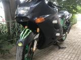 Kawasaki  ZZR 1100 1995 годаfor1 500 000 тг. в Актау