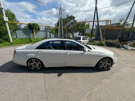 Mercedes-Benz S 500 2006 года за 9 000 000 тг. в Алматы – фото 14
