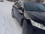 Toyota Camry 2014 года за 11 000 000 тг. в Уральск – фото 3