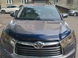 Toyota Highlander 2015 годаүшін14 500 000 тг. в Алматы